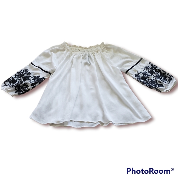 Light Breezy Long Sleeve Blouse, size: L - Picture 2 of 9